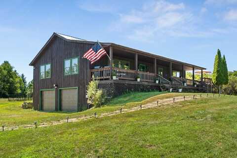 699 Kings Hill Road, Bakersfield, VT 05441