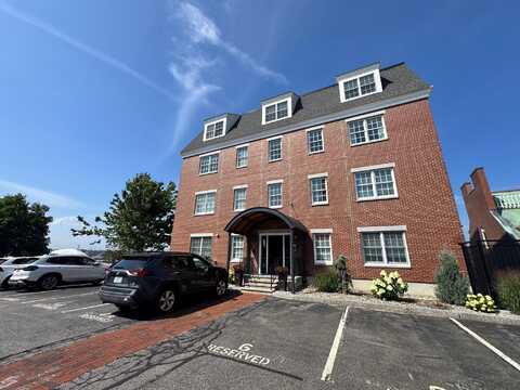 113 Bow Street, Portsmouth, NH 03801