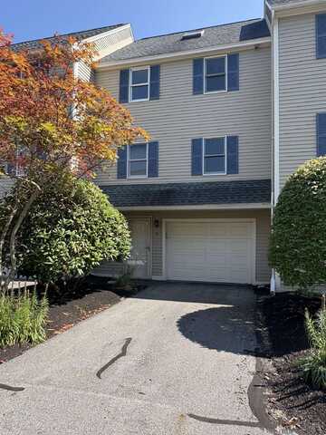 55 Ford's Landing Drive, Dover, NH 03820