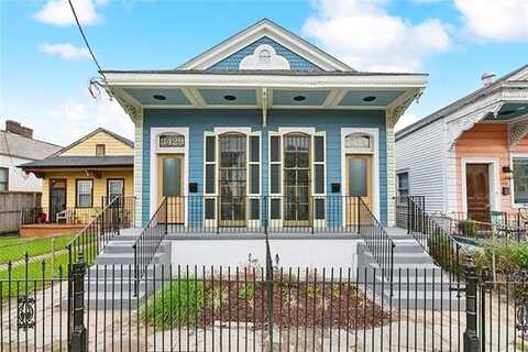 3427 BARONNE Street, New Orleans, LA 70115