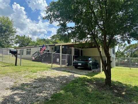 1421 W Tishomingo, Sulphur, OK 73086