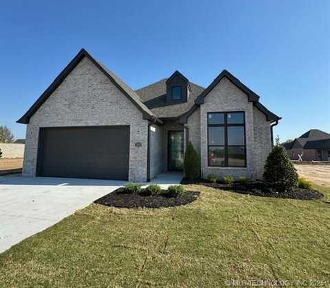 3609 W Laredo Street, Broken Arrow, OK 74012
