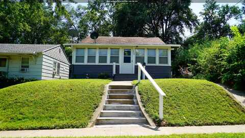 1330 22ND. ST., Sioux City, IA 51104