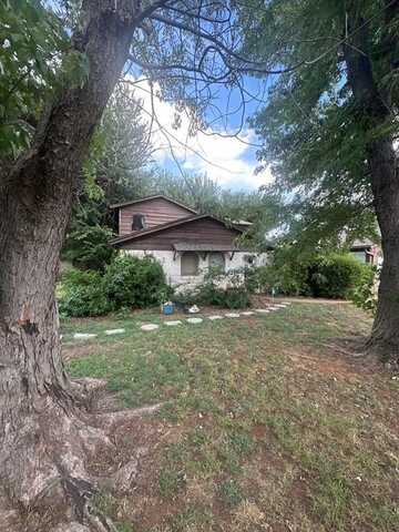 7212 Lancelot Place, Oklahoma City, OK 73132