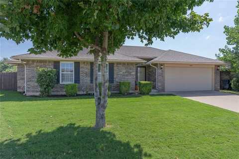 904 Norway Avenue, Yukon, OK 73099