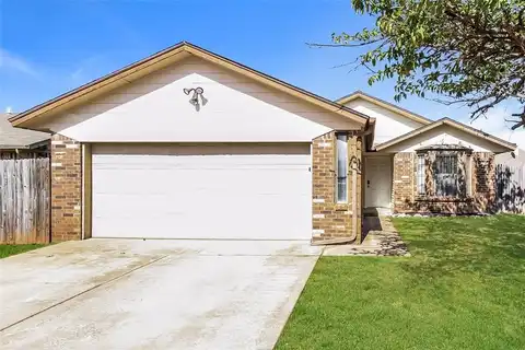 2117 NE 8th Street, Moore, OK 73160