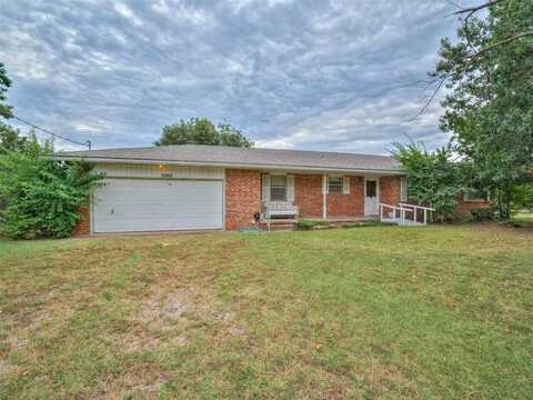 5280 N Harrah Road, Harrah, OK 73045