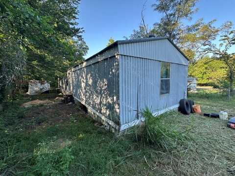 703 W Beaumont Avenue, Yale, OK 74085