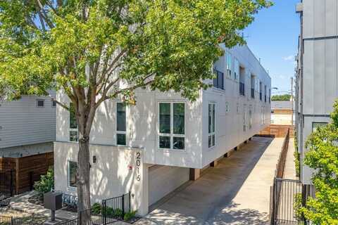 2016 N Fitzhugh Avenue, Dallas, TX 75204