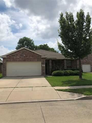 8616 Meredith Lane, Fort Worth, TX 76244
