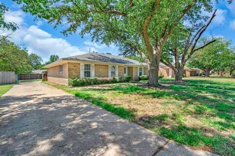 924 Imperial Drive, Denton, TX 76209