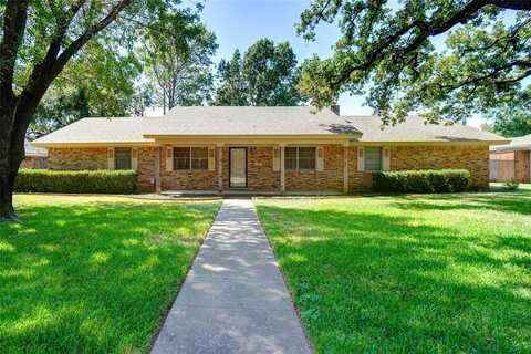 1704 Boston Avenue, Bridgeport, TX 76426