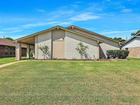 2013 E Collins Boulevard, Richardson, TX 75081