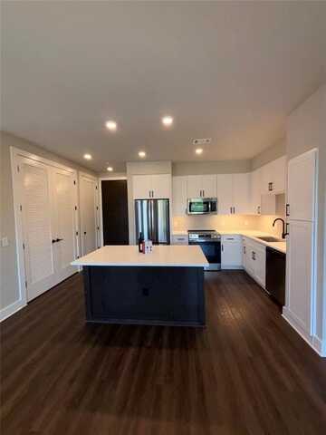 3255 Carlisle Street, Dallas, TX 75204