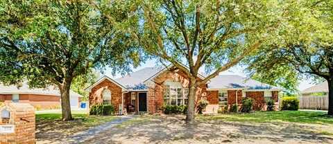 102 Kristy Court, Pottsboro, TX 75076