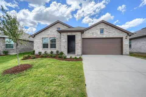 8313 Hollymead Lane, Fort Worth, TX 76131