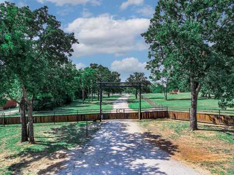10636 FM 902, Collinsville, TX 76233