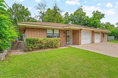 557 W College Street, Stephenville, TX 76401