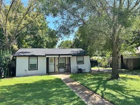 913 Bales Street, Cleburne, TX 76033