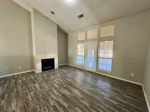 9823 Summerwood Circle, Dallas, TX 75243