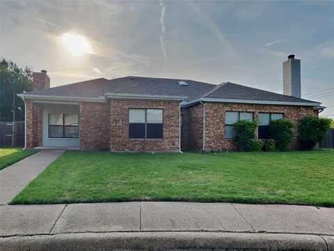702 Monique, Cedar Hill, TX 75104