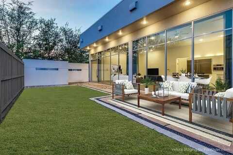 30 Vanguard Way, Dallas, TX 75243