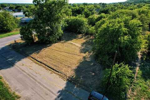 812 1st Avenue, Mineral Wells, TX 76067