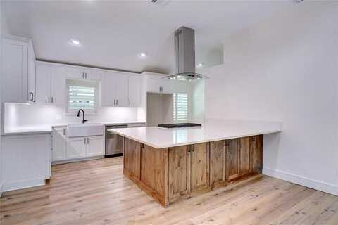 605 Hillside Road, Colleyville, TX 76034