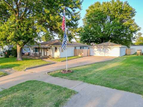 510 N Main St & 511 N Boston, Stafford, KS 67578