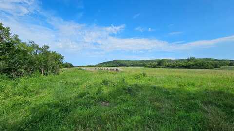 21610 Fairmmont Rd, Leavenworth, KS 66048