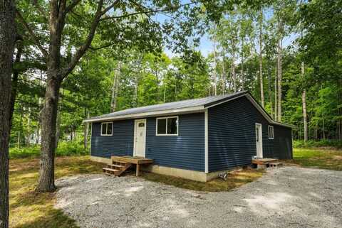 990 Norway Ave, Lake, MI 48632