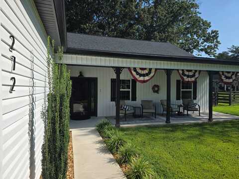 272 Cloud Rd, Trenton, GA 30752