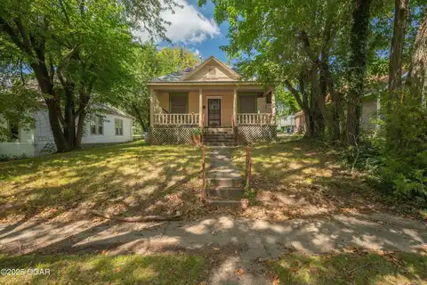 222 N Jackson Avenue, Joplin, MO 64801