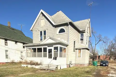 1101 GRAND Avenue, Galesburg, IL 61401