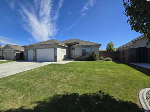 6988 W 31st Avenue, Kennewick, WA 99338