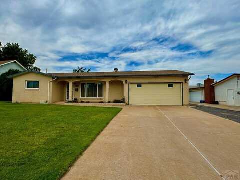 204 Fordham Circle, Pueblo, CO 81005