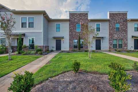 5069 Peach Dr, Pace, FL 32571