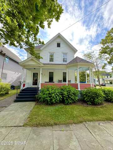 1230 Dyberry Place, Honesdale, PA 18431