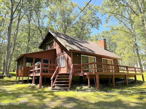 225 Cottonwood Drive, Hawley, PA 18428
