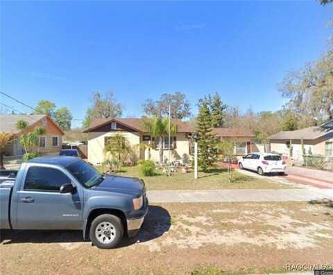 107 N Oakland Street, Leesburg, FL 34748