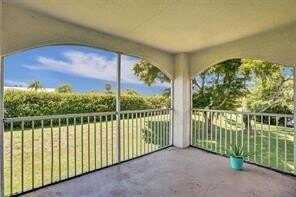 815 W Boynton Beach Blvd, Boynton Beach, FL 33426
