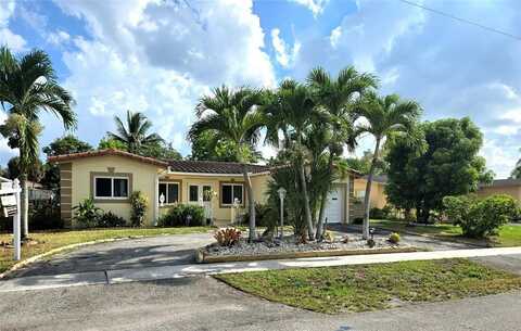 4600 NW 39th St, Lauderdale Lakes, FL 33319