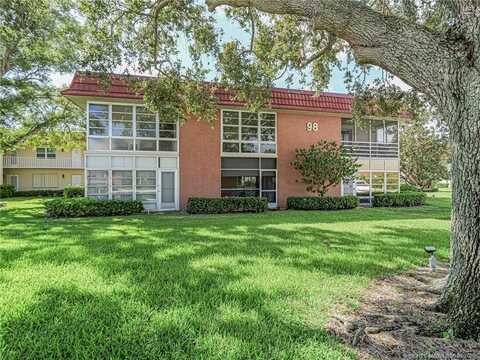 98 Spring Lake Drive unit: 205, Vero Beach, FL 32962