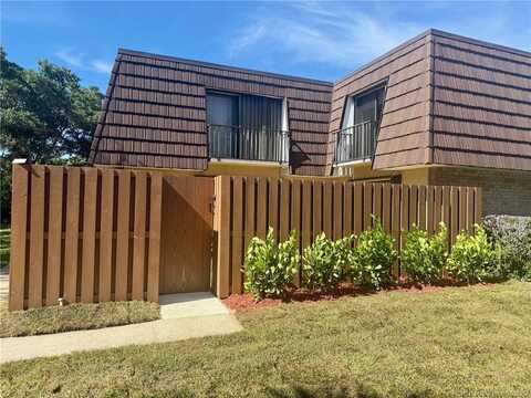 5652 SE Riverboat Drive unit: 124, Stuart, FL 34997