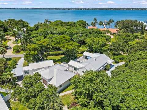 200 SE Pelican Drive, Stuart, FL 34996