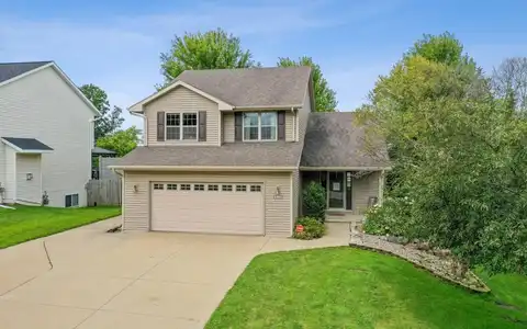 1404 GUNS Street, GREEN BAY, WI 54311