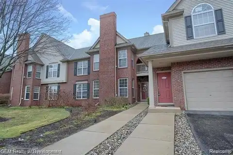 28364 Carlton Way Drive, Novi, MI 48377