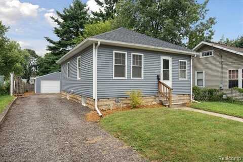 332 Hillside Avenue, Jackson, MI 49203
