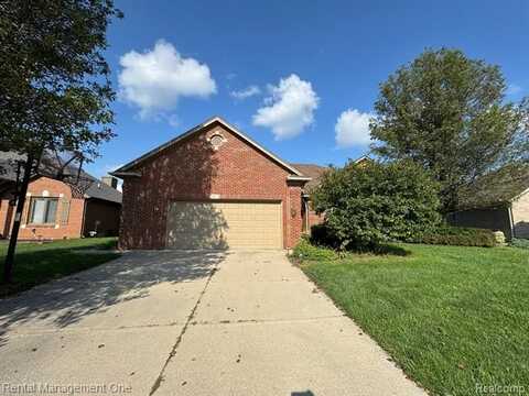 49472 Helmsley Drive, Macomb, MI 48044
