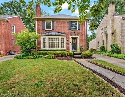 2923 Woodslee Drive, Royal Oak, MI 48073